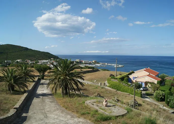 Vue Sur A Santa Severa - Les Cypres